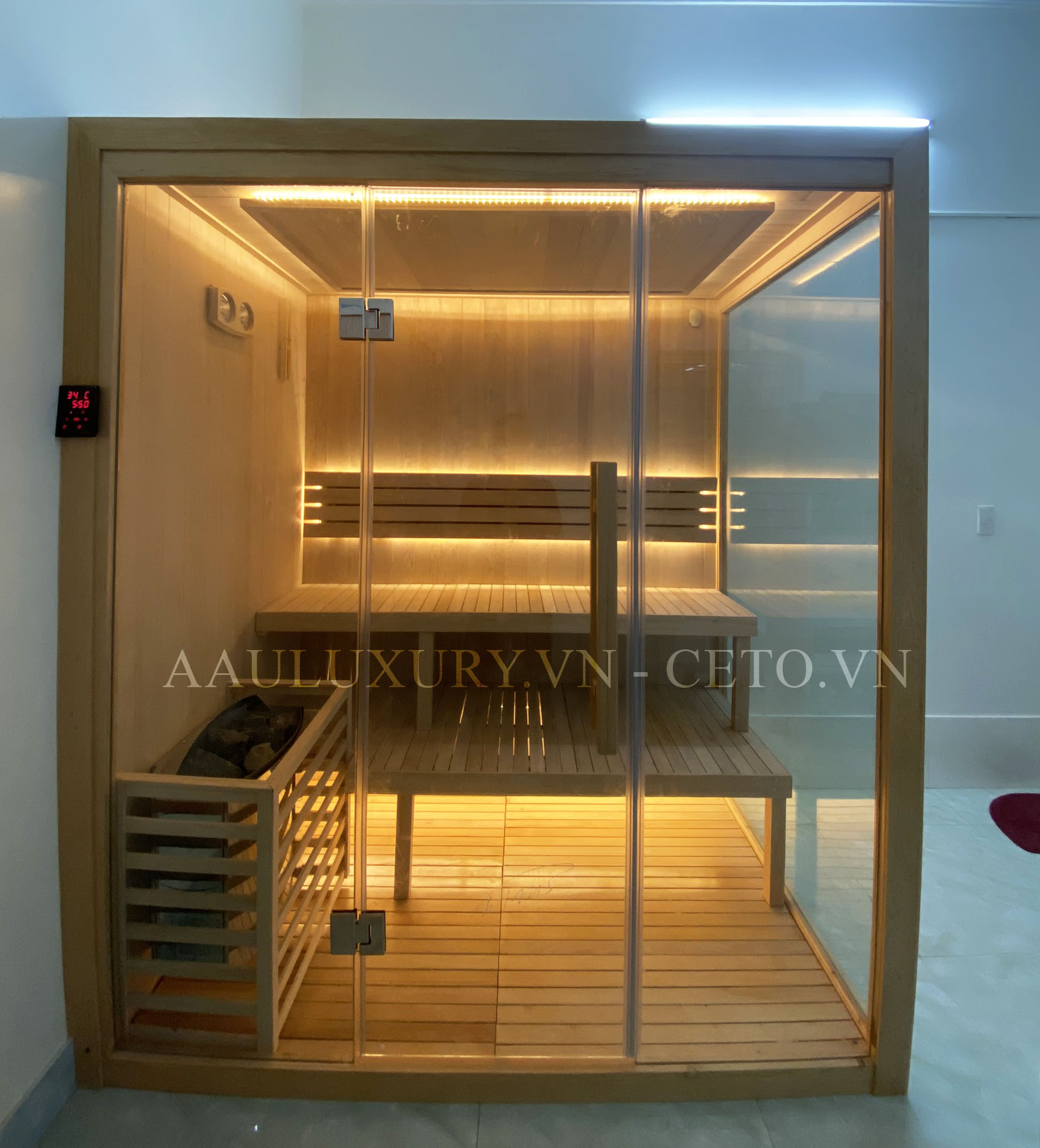 Phòng xông hơi khô kết hợp kính và gỗ hemlock canada